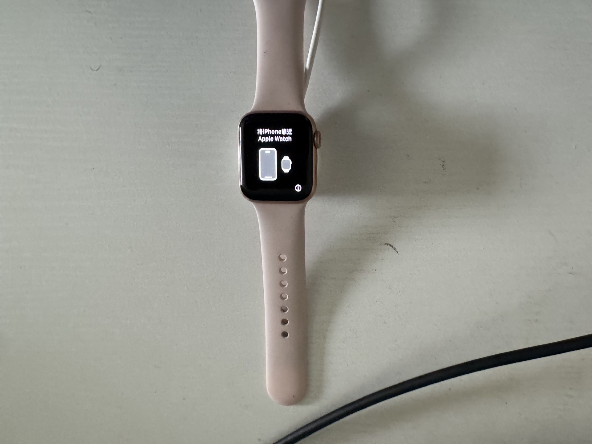 Apple Watch Series 6 40mm GPS + Cellular – Pink Aluminum – Good Condition