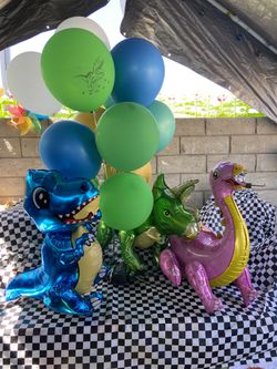 Dinosaur Foil Balloon Bundle