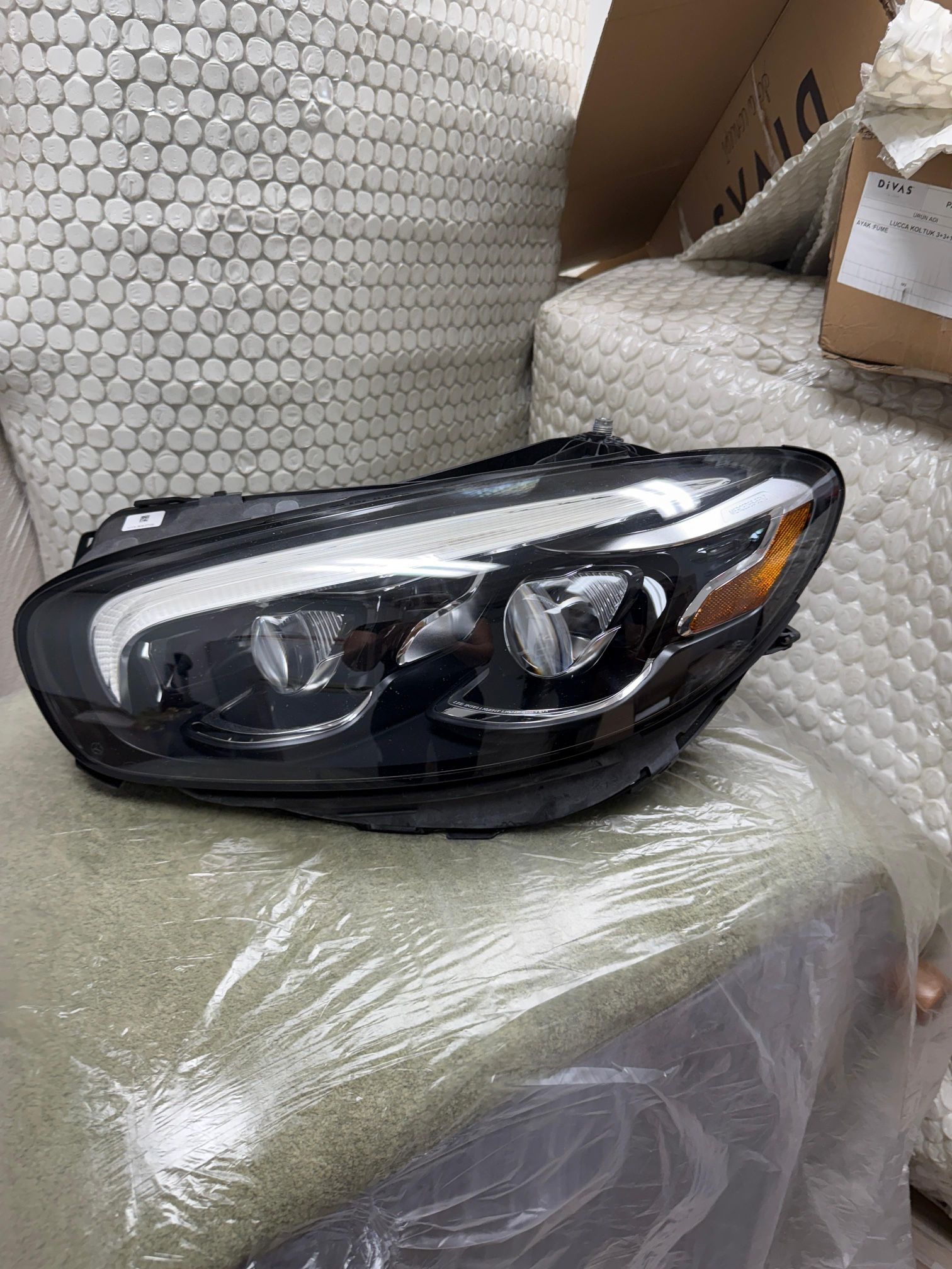 Front headlamp for 2019 Mercedes-Benz SL 450 (read the description)