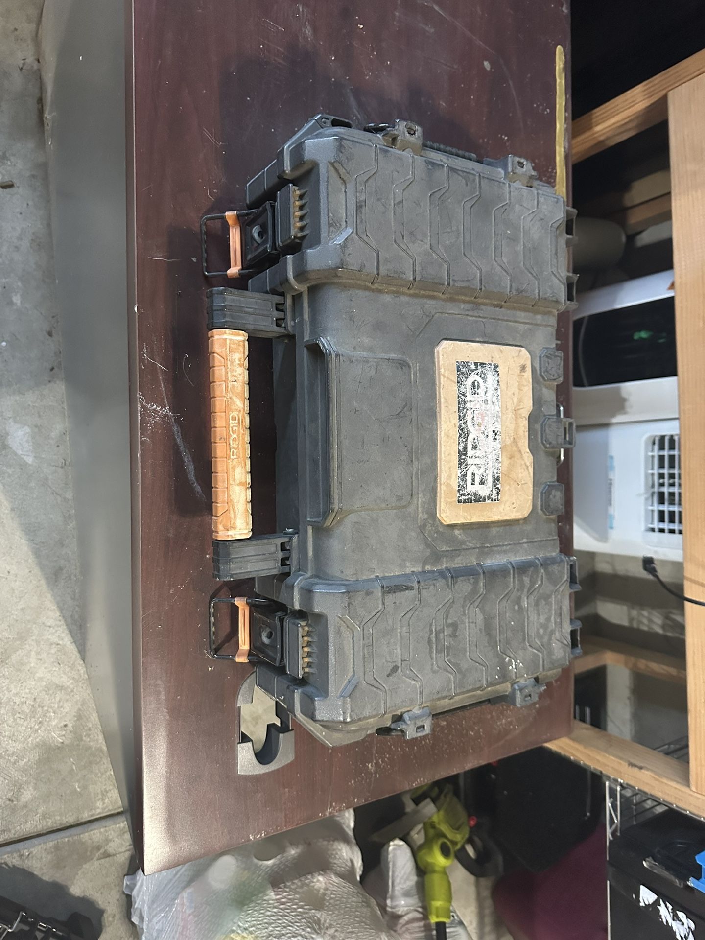 Ridged Box