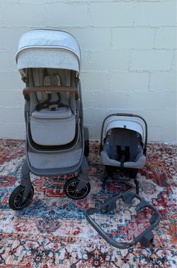 Nuna Demi Next travel system