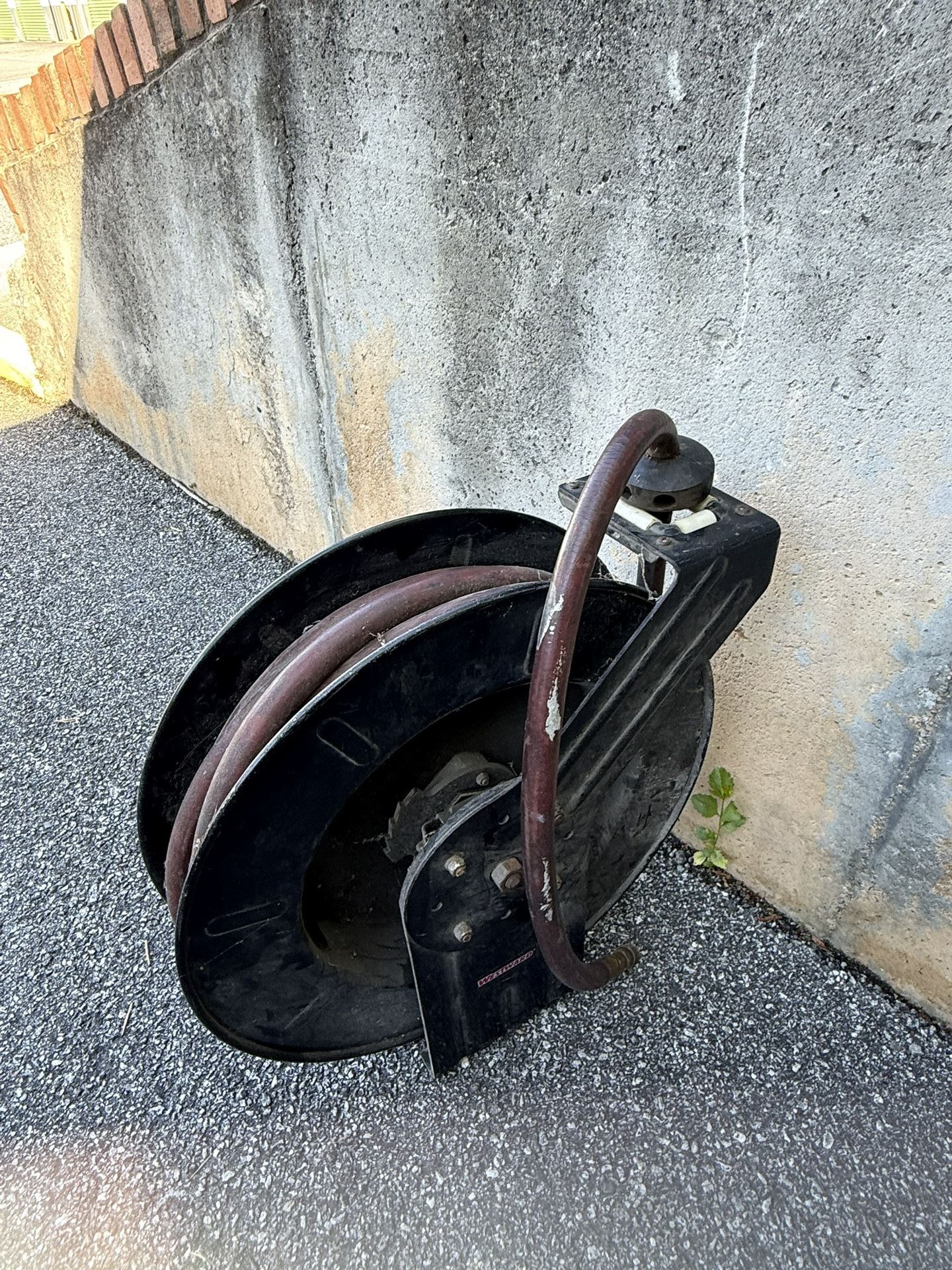 Westward Retractable 3/8", 50' Air Hose Reel