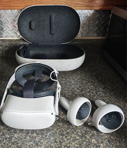 Meta Quest 2 VR Headset with Controllers and Case