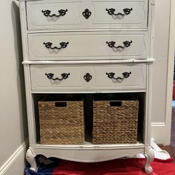 White Wood Dresser