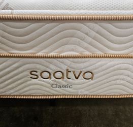 Like New - Saatva King Classic Luxury Firm Mattress - Delivery Available