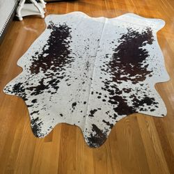 Premium Cowhide Rug, 5.2 x 6.2 Feet, Western Decor Faux Cowhide, Thickened Cow Print, for Bedroom, Living Room, Home Office Decor