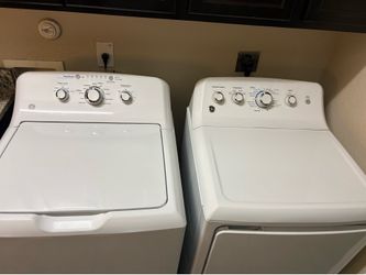 GE washer and dryer set