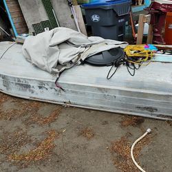 12' Aluminum Fishing Boat