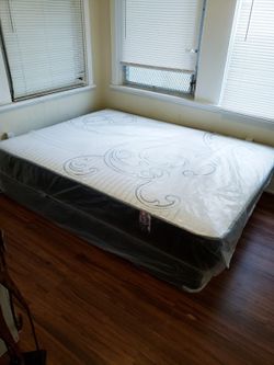 NEW QUEEN MATTRESS. Bed frame is not available. Take it home the same day 👍