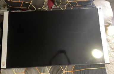 Samsung Crystal UHD TU7000 70” New (damaged) Not Working
