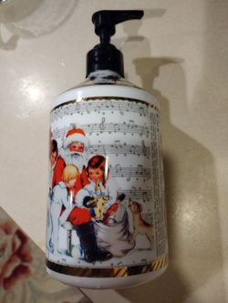 Holiday Pump Soap/Lotion Dispenser