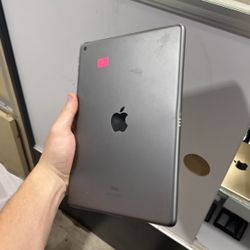 iPad 7th Gen Wifi Only Used 