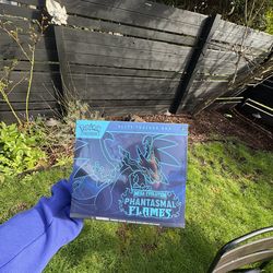 Pokémon Elite Trainer Box Mega Evolution Phantasmal Flames Sealed