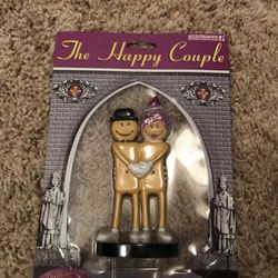 Happy Couple figures