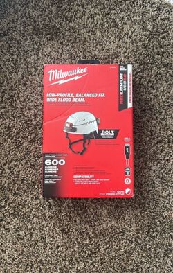 Milwaukee BOLT Redlithium USB Headlamp 600 Lumens