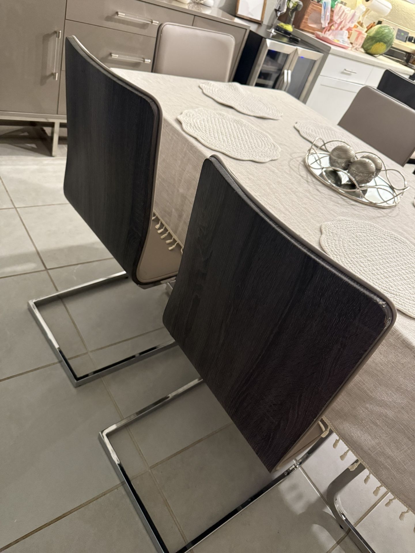 Bar Stools / High Chairs (Set of 3)