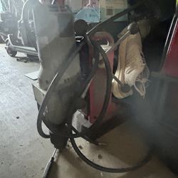 Milwaukee Magnetic Drill 