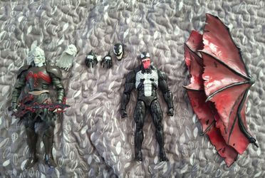 Marvel Legends Venom and Knull