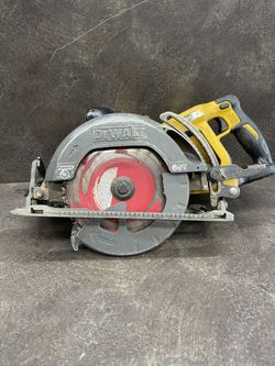 Dewalt Worm Drive Style Circular Saw DCS577 