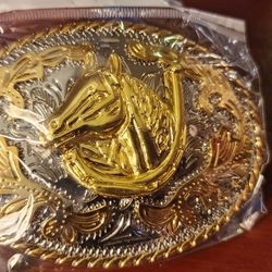 New Horse And Horseshoe Belt Buckle SHIPPING AVAILABLE