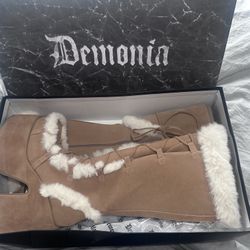 Boots Camel-113 Brand New