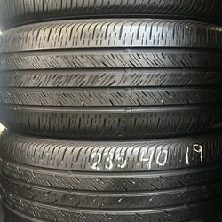 Set Of Tires (4) 235-40-19 Continental
