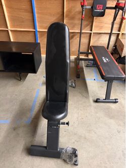 Adjustable work out bench