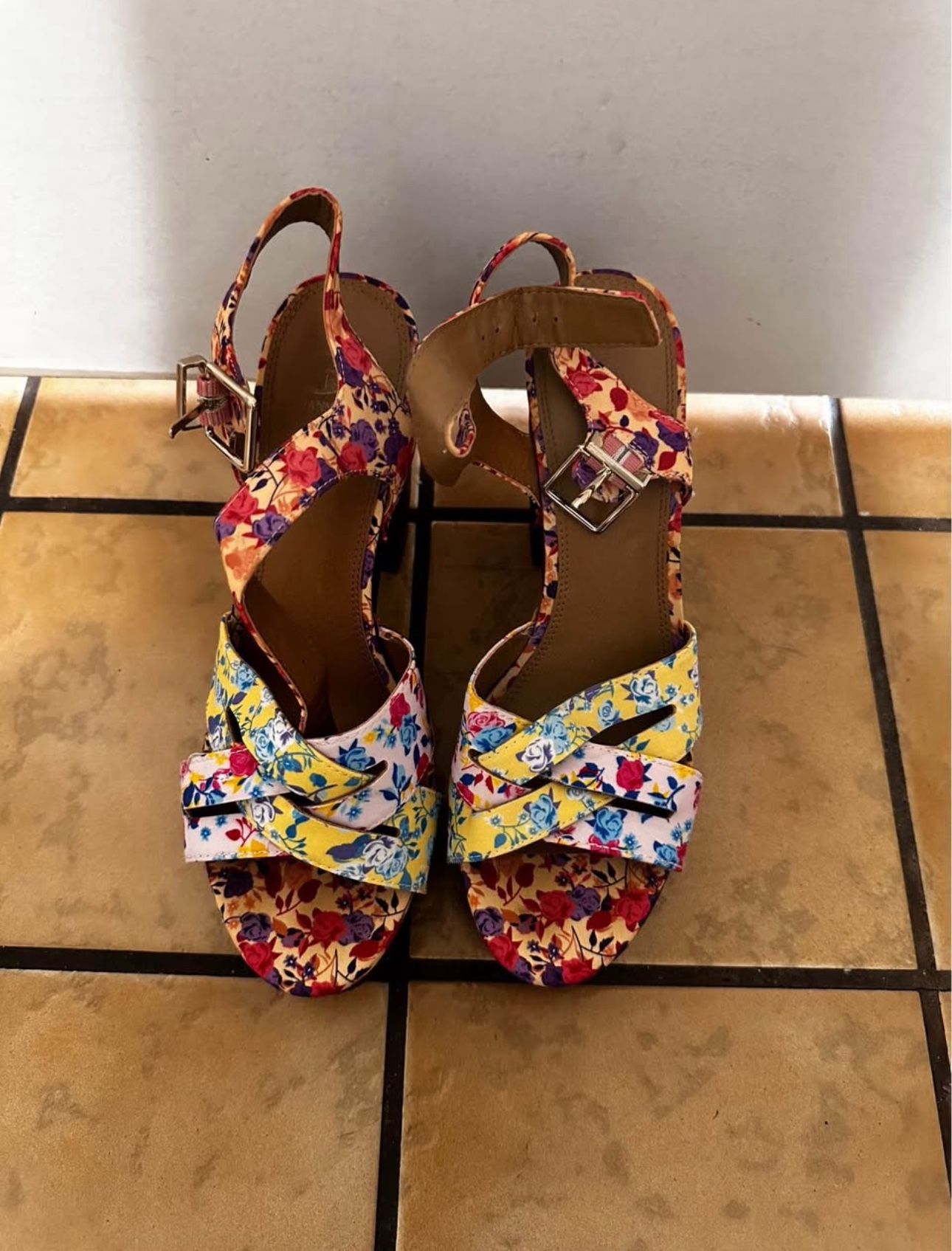 Gianni Bini Flower Heels