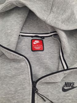 Nike Tech gray small