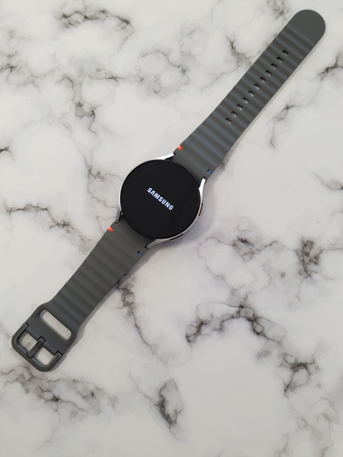 Samsung Galaxy Watch 6 – 44mm Pre-Owned 💸 Only $99