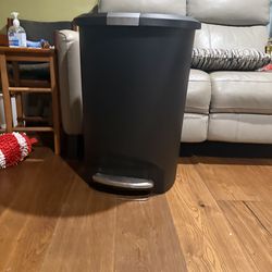 Large Kitchen Trash Can