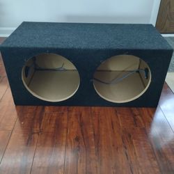 Speaker Box 12" Good condition 