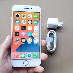 iPhone 8 - UNLOCKED - Like New 