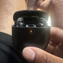 Bose 2 bluetooth earbuds (sound cancellation)