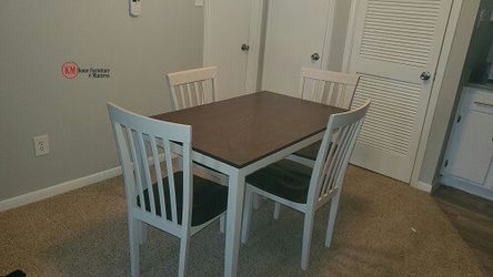 5 PC BRODY WHITE DINING ROOM SET