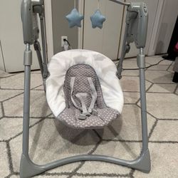 Graco Slim Spaces Compact Baby Swing

$50

