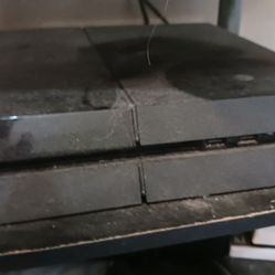 Ps4 Console With Controller And Games