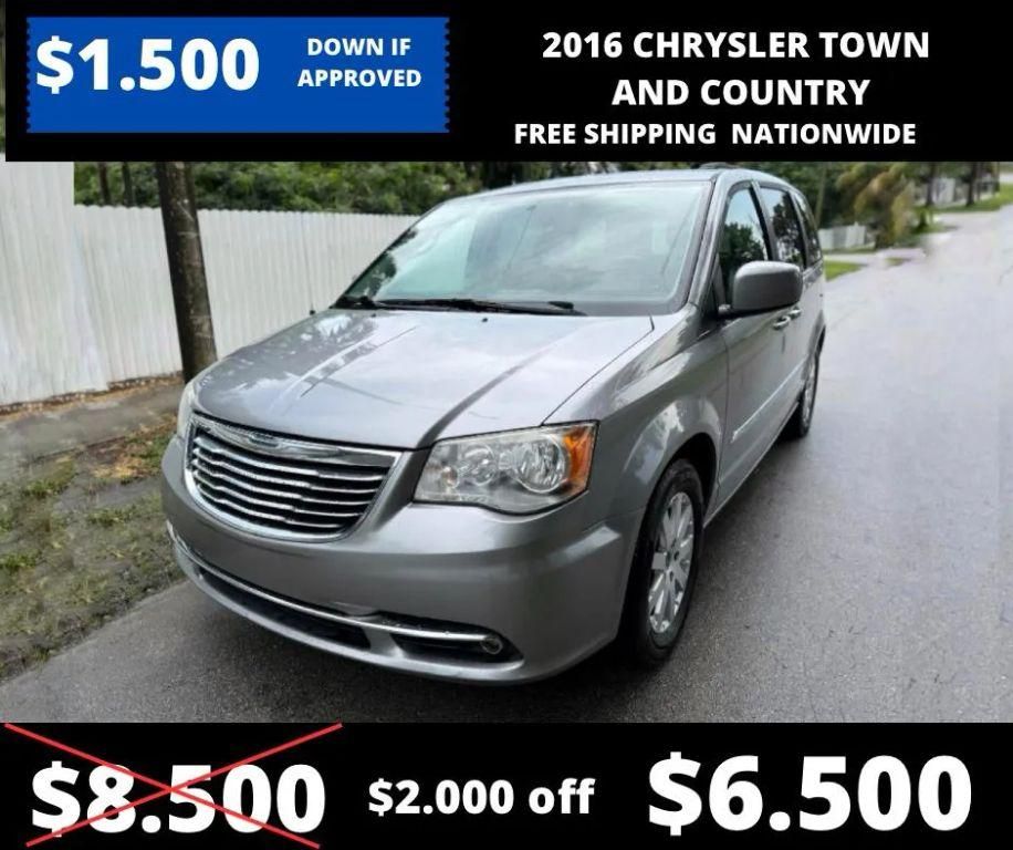 2016 Chrysler Town & Country