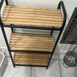 Bathroom organizer