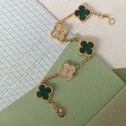 Van Cleef & Arpels Vintage Alhambra Malachite 18k Yellow Gold Bracelet