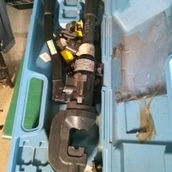 Hydraulic Crimper