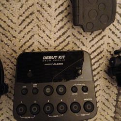 Electric Drum Set Excellent Condition 