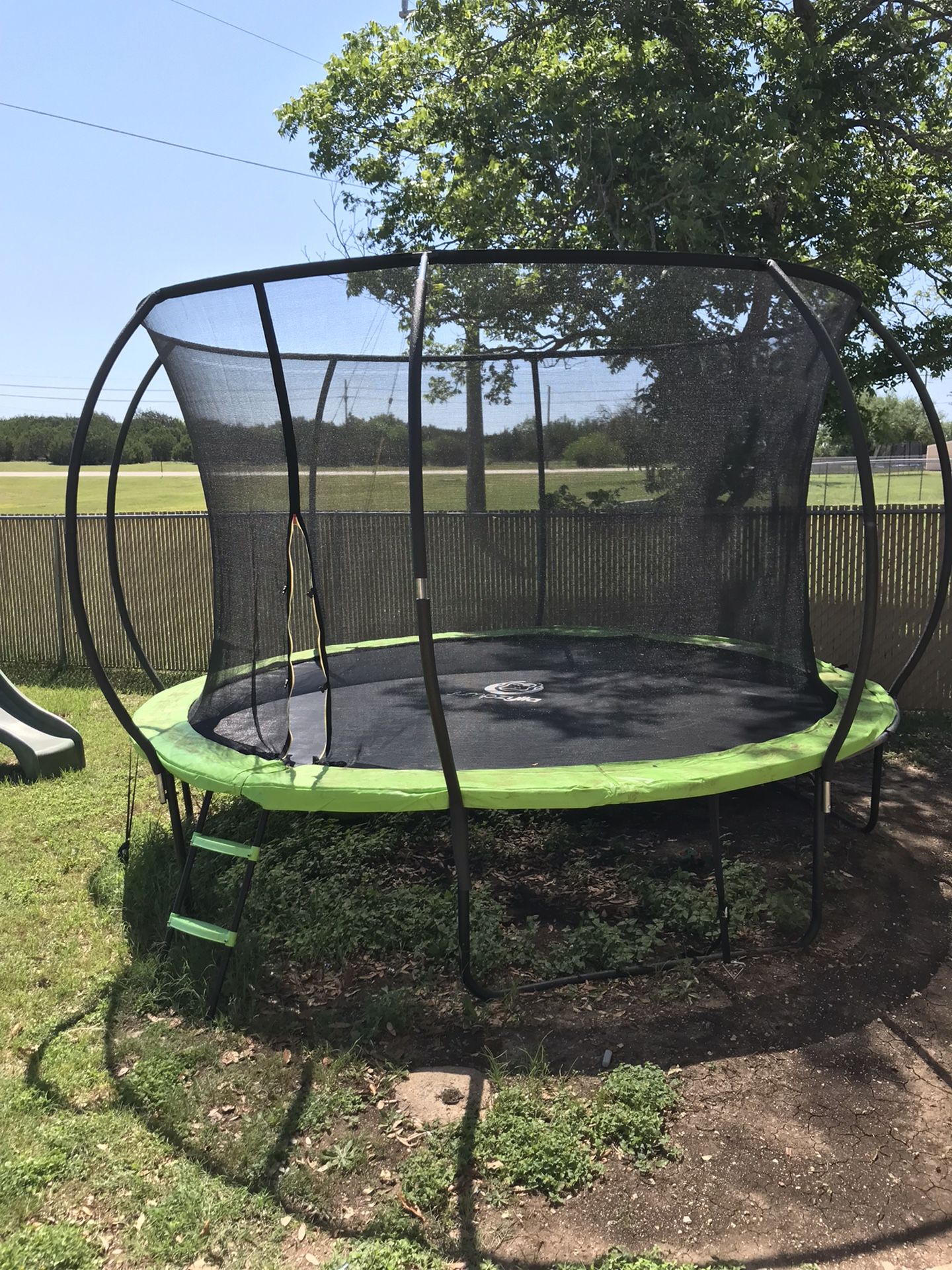 Trampoline