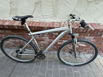 Men’s 29” GT Karakoram XL Mtn Bike