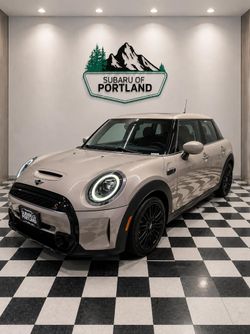 2024 Mini Hardtop