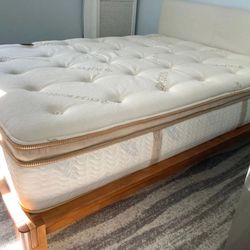 Saatva HD Queen Luxury Firm Mattress (Retails $4k!)