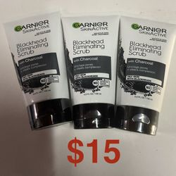 Garnier Blackhead Eliminating Scrub Bundle
