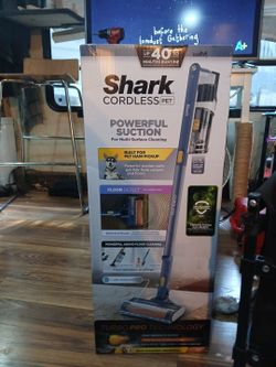 Shark cordless pet vacuum