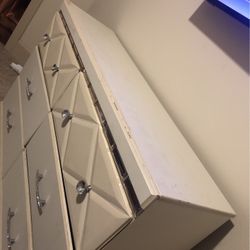 Dresser W Mirror Attachment 