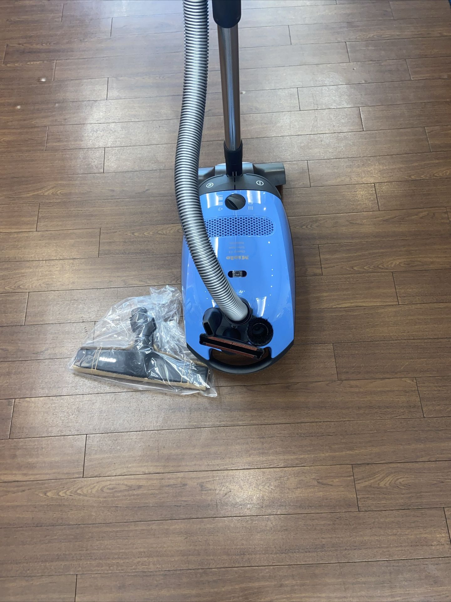 Miele C1 Turbo Team
